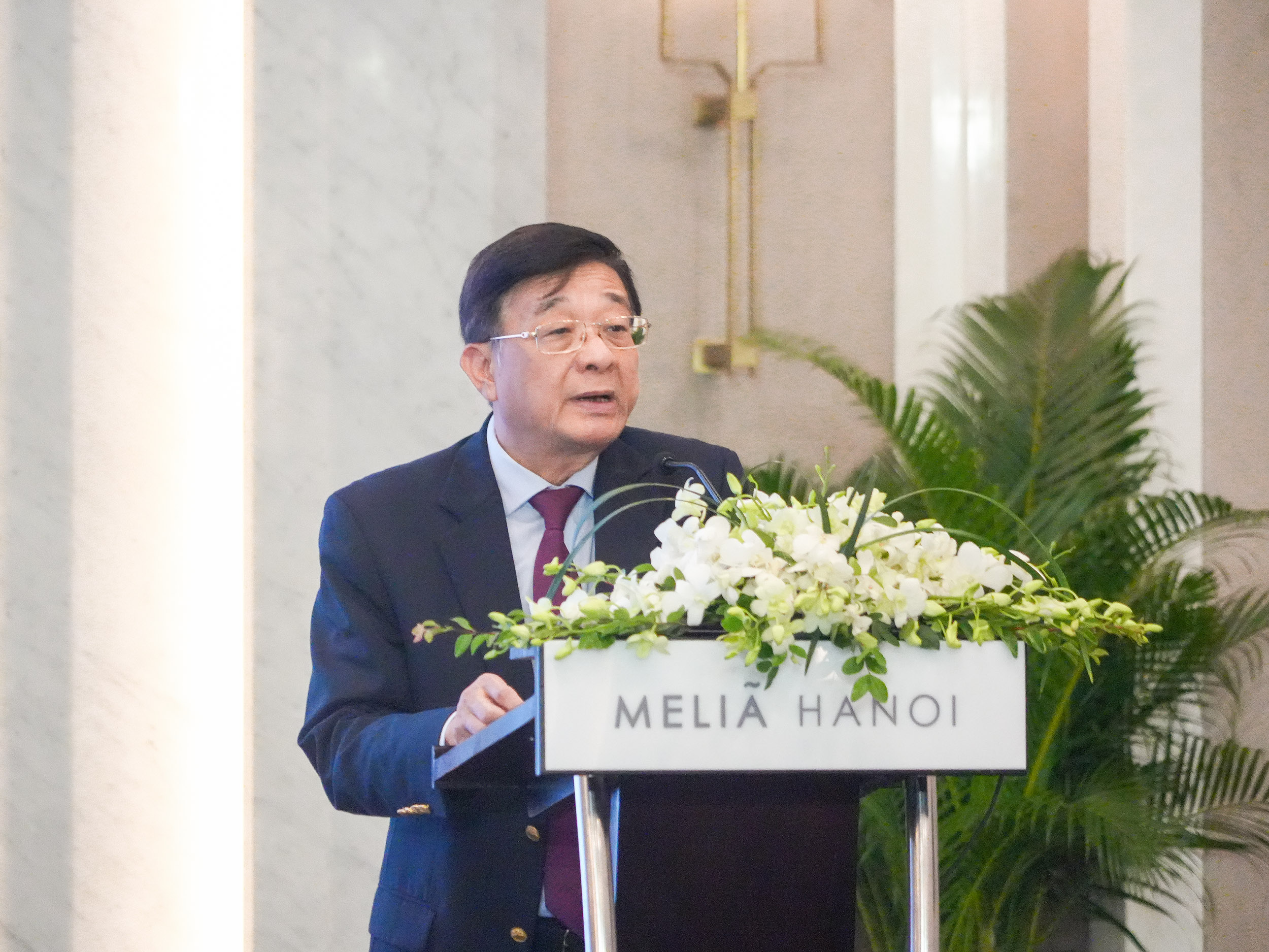 Dr. Nguyễn Quốc Hùng, Vice-Chairman and Secretary General of the VNBA