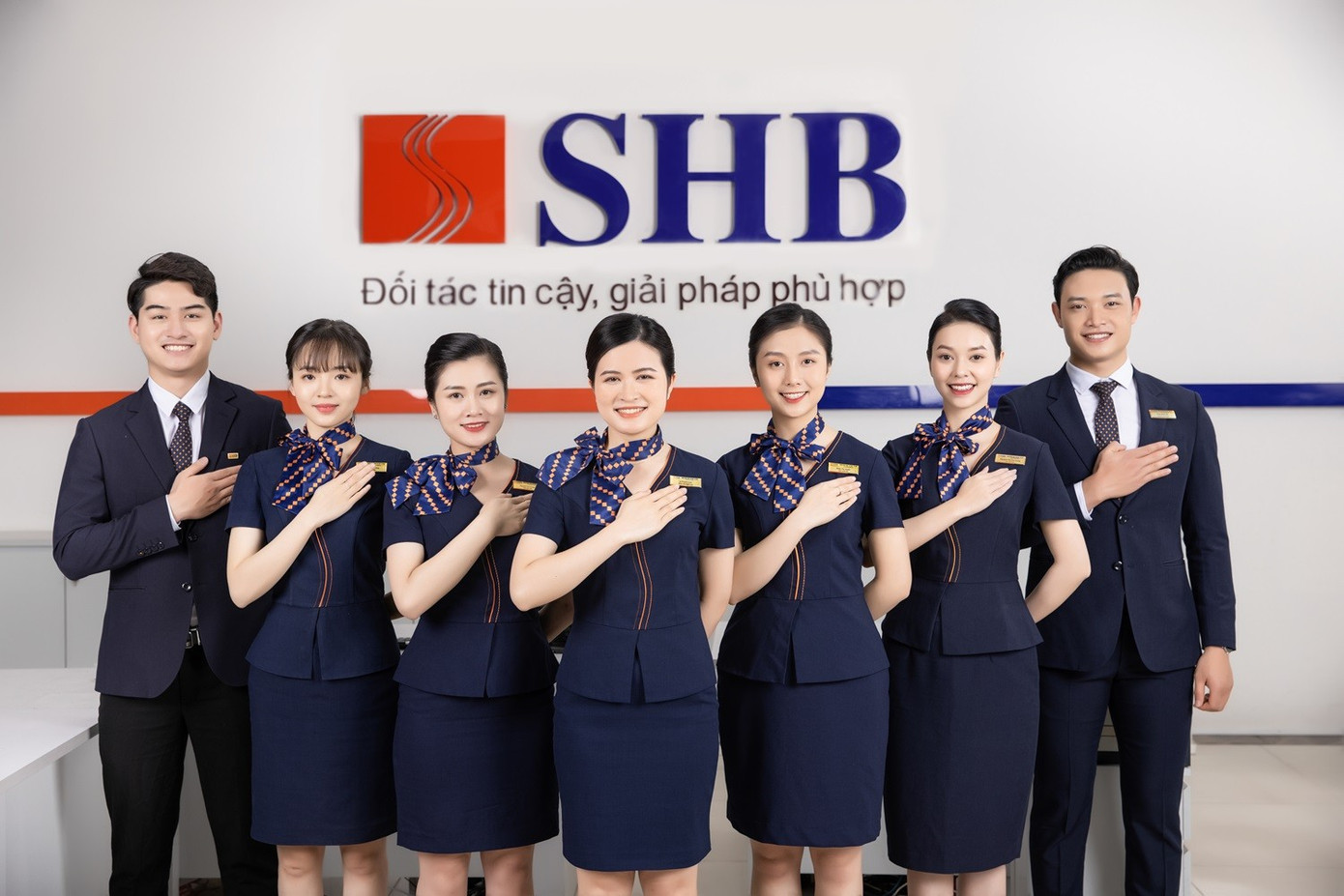 Không chỉ là các giao dịch, khách hàng mong đợi được thấu hiểu, đồng hành và cảm nhận được niềm hạnh phúc trong từng trải nghiệm.