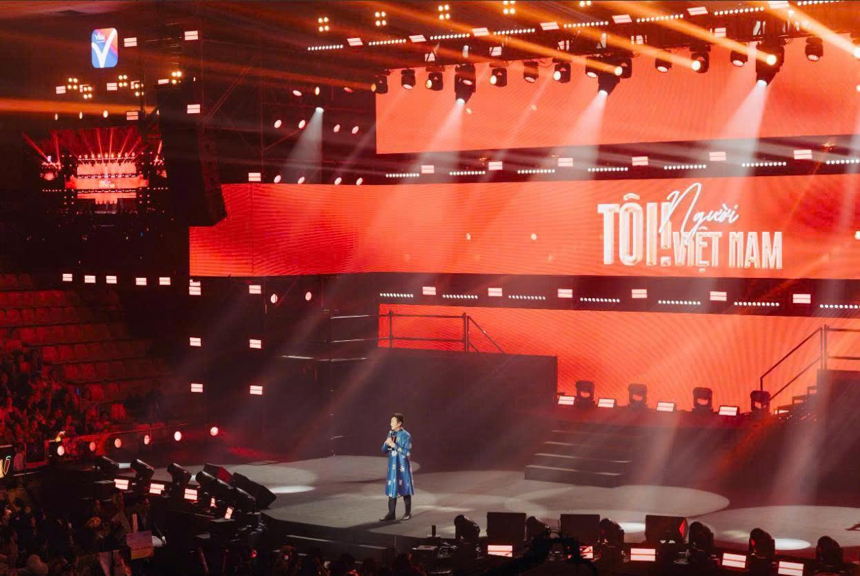 Vikki lan tỏa yêu thương: Đêm nhạc “Tôi! Người Việt Nam” & 5,3 tỷ đồng chuyển tới đồng bào bão lũ