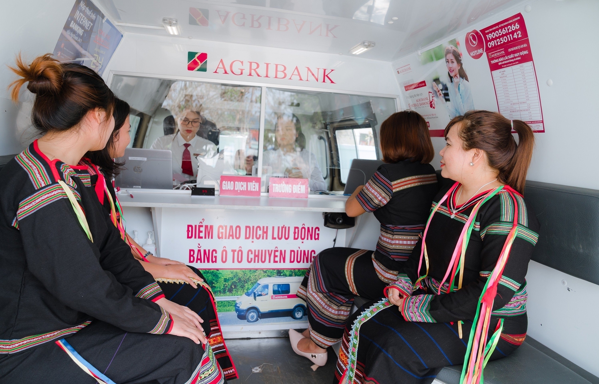 Agribank triển khai đồng bộ các giải pháp, nâng cao khả năng tiếp cận vốn cho người dân, góp phần ngăn chặn “tín dụng đen”