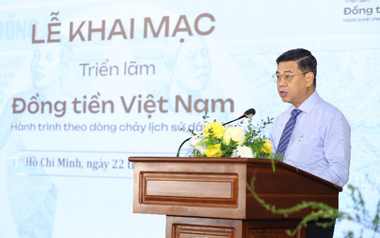 Ông Nguyễn Văn Dũng, Phó Chủ tịch UBND Thành phố Hồ Chí Minh bày tỏ sự trân trọng, ghi nhận những nỗ lực của NHNN Chi nhánh Khu vực 2 trong việc tổ chức hoạt động triển lãm