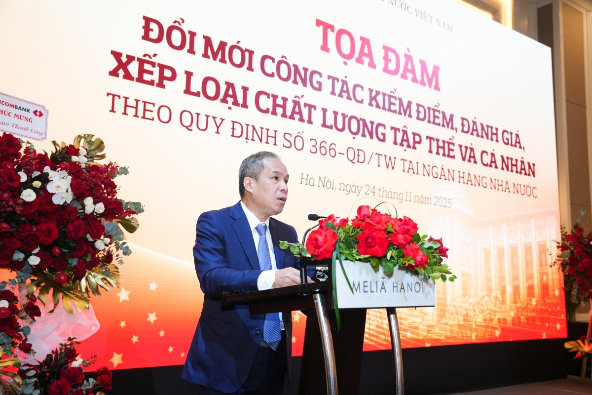 Phó Thống đốc Thường trực NHNN Đoàn Thái Sơn phát biểu khai mạc Tọa đàm