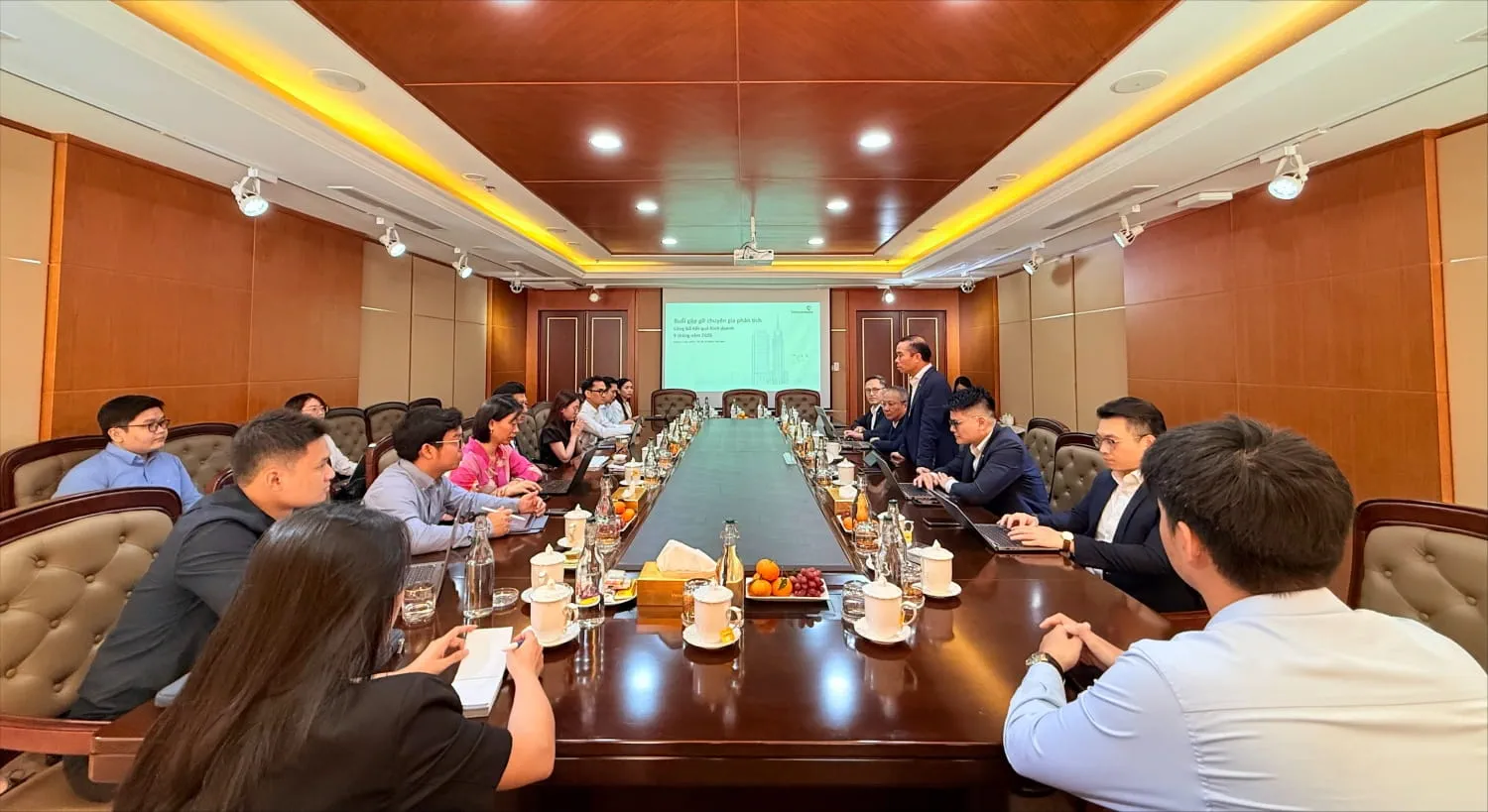 Buổi gặp gỡ của Vietcombank với các chuyên gia phân tích đã diễn ra thành công, tốt đẹp