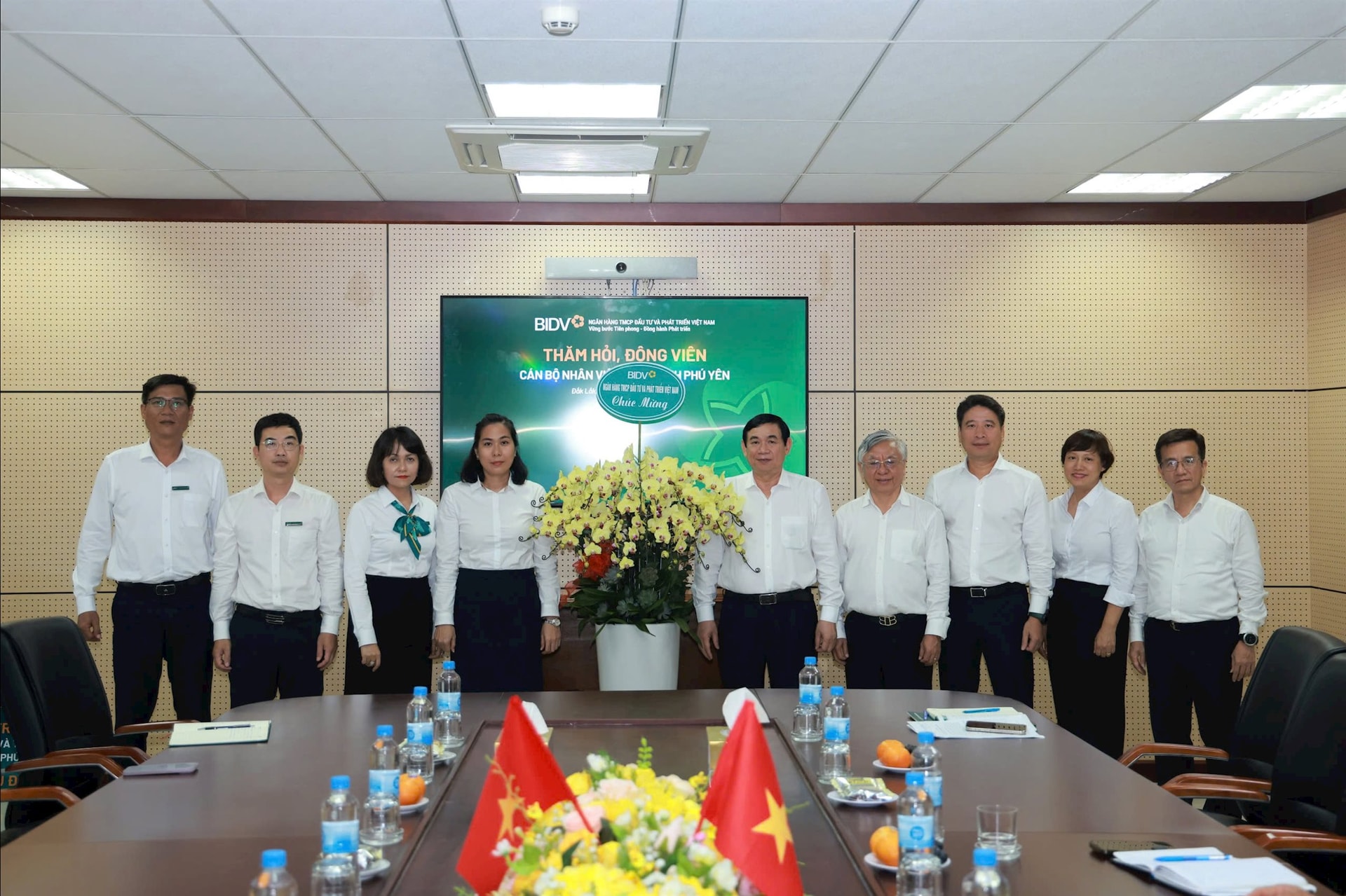 Đoàn công tác đến thăm BIDV Phú Yên