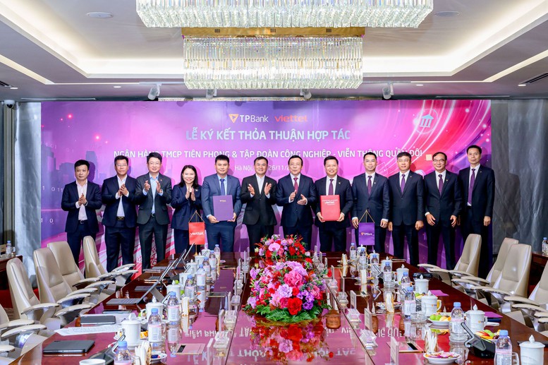 Toàn cảnh lễ ký kết - Ảnh: VGP