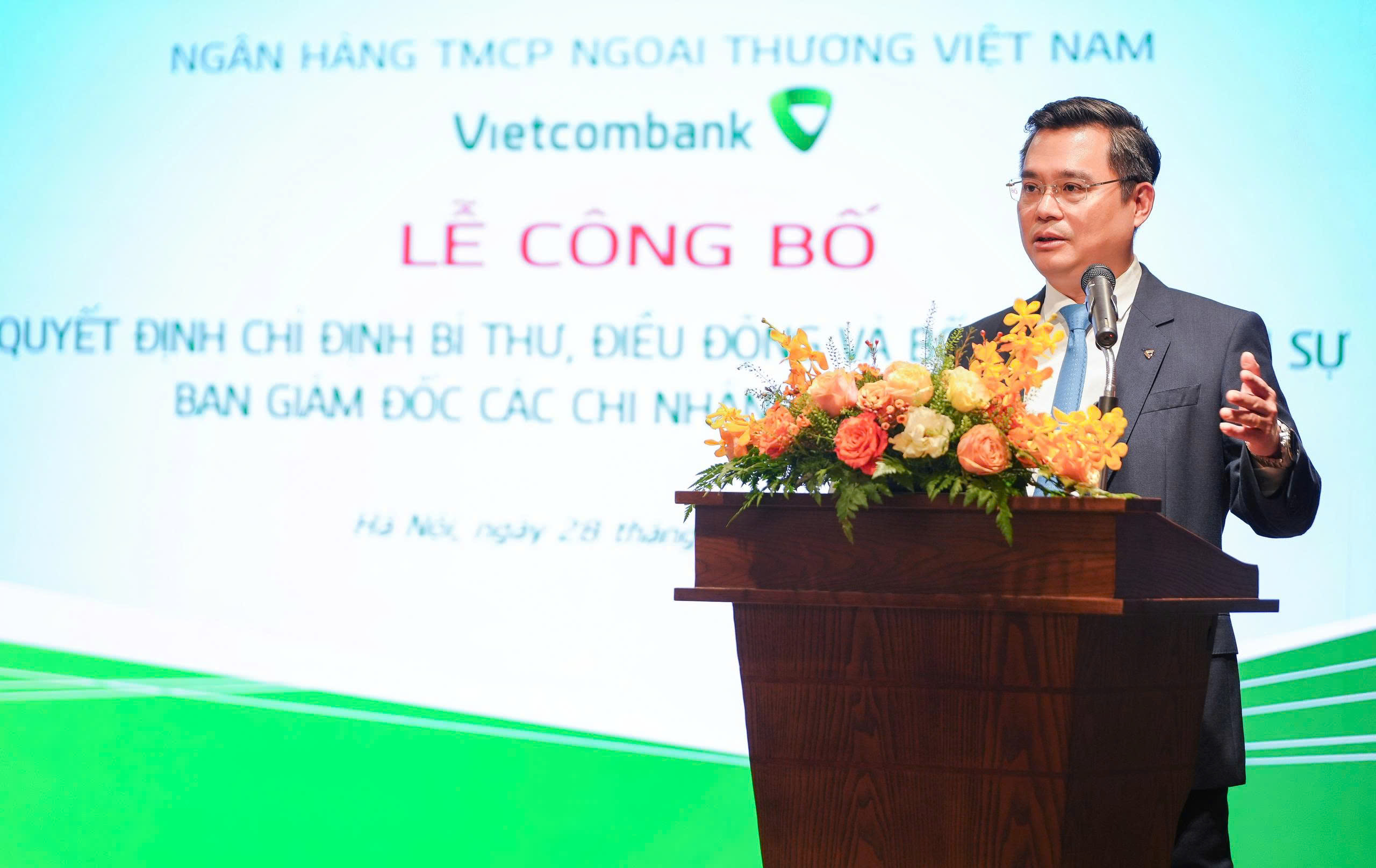 Ông Nguyễn Thanh Tùng - Ủy viên BCH Đảng bộ Chính phủ, Bí thư Đảng ủy, Chủ tịch HĐQT Vietcombank phát biểu chỉ đạo