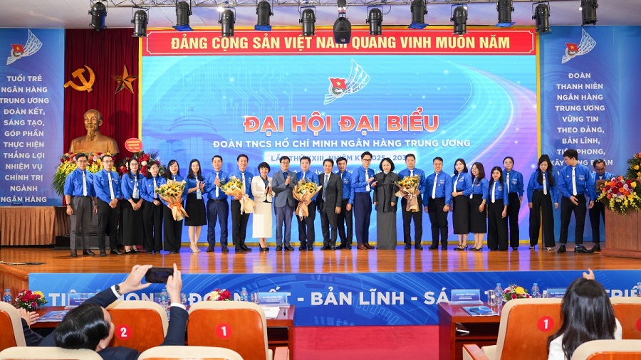 Ra mắt Ban Chấp hành Đoàn Thanh niên NHTW nhiệm kỳ 2025-2030