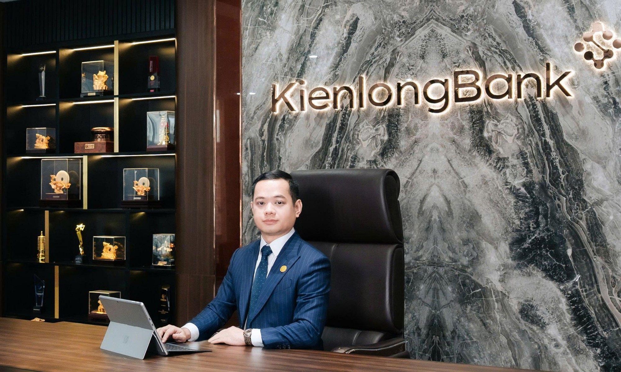 Ông Trần Hồng Minh chính thức đảm nhiệm vai trò Tổng Giám đốc KienlongBank từ hôm nay 01/12