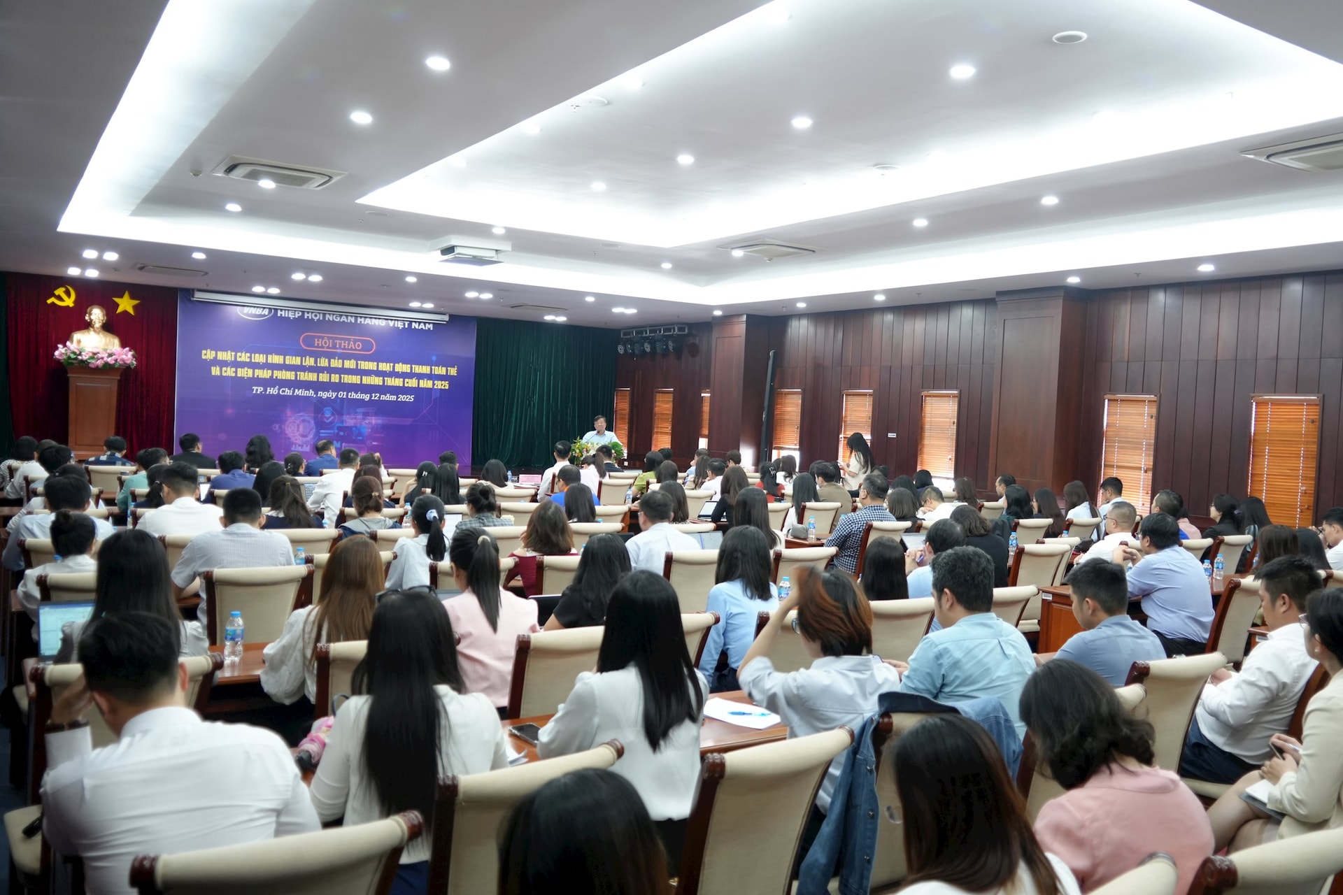 Quang cảnh hội thảo