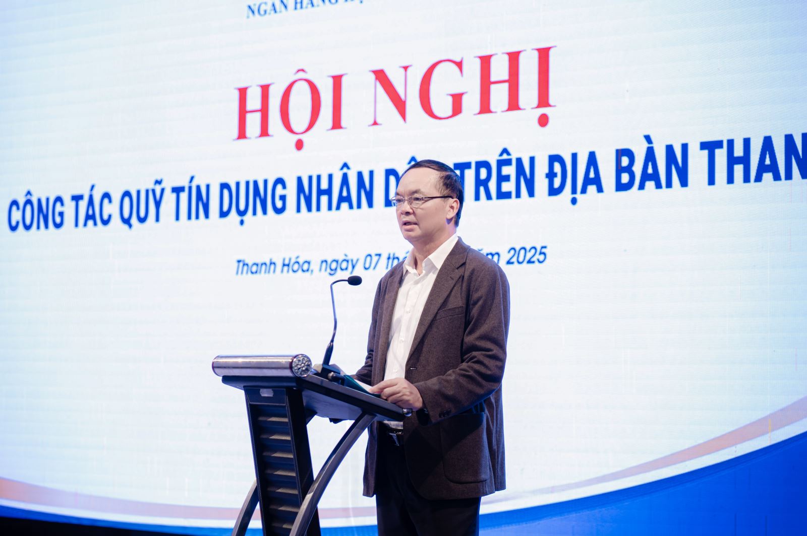 Ông Tống Văn Ánh - Phó Giám đốc NHNN Khu vực 7 phát biểu chỉ đạo tại Hội nghị