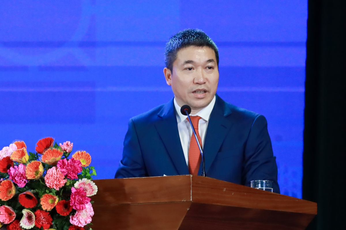 Chủ tịch Liên hiệp các tổ chức hữu nghị Việt Nam - đồng chí Phan Anh Sơn phát biểu chỉ đạo Đại hội, đồng thời biểu dương những kết quả nhiệm kỳ qua và bày tỏ kỳ vọng Hội Hữu nghị Việt - Anh sẽ tiếp tục nâng cao chất lượng hoạt động đối ngoại nhân dân, đóng góp tích cực cho quan hệ Việt Nam - Vương quốc Anh.