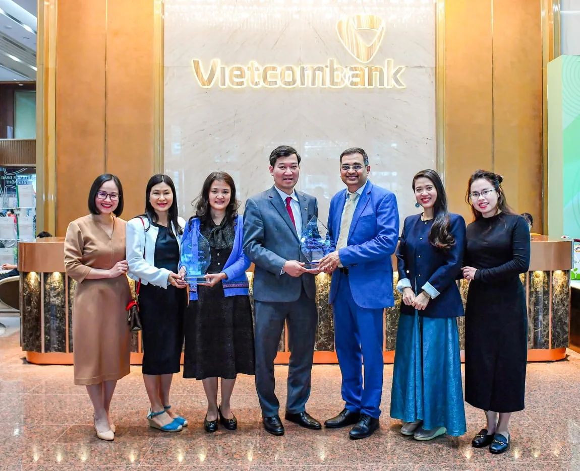 Vietcombank đón nhận vinh danh chất lượng thanh toán quốc tế xuất sắc từ Standard Chartered Bank (Mỹ)
