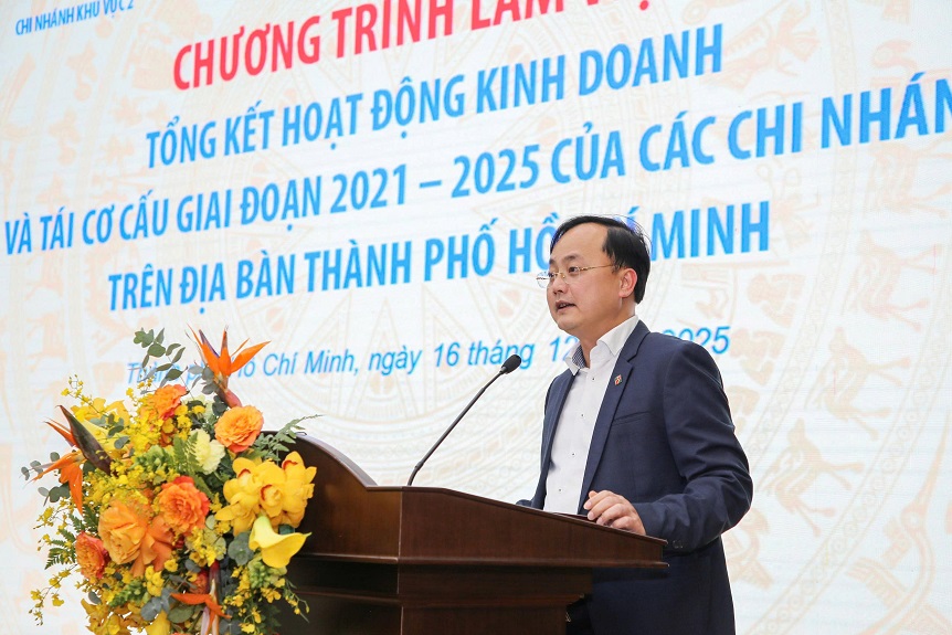 Đồng chí Tô Huy Vũ – Bí thư Đảng ủy, Chủ tịch HĐTV Agribank phát biểu tại buổi làm việc