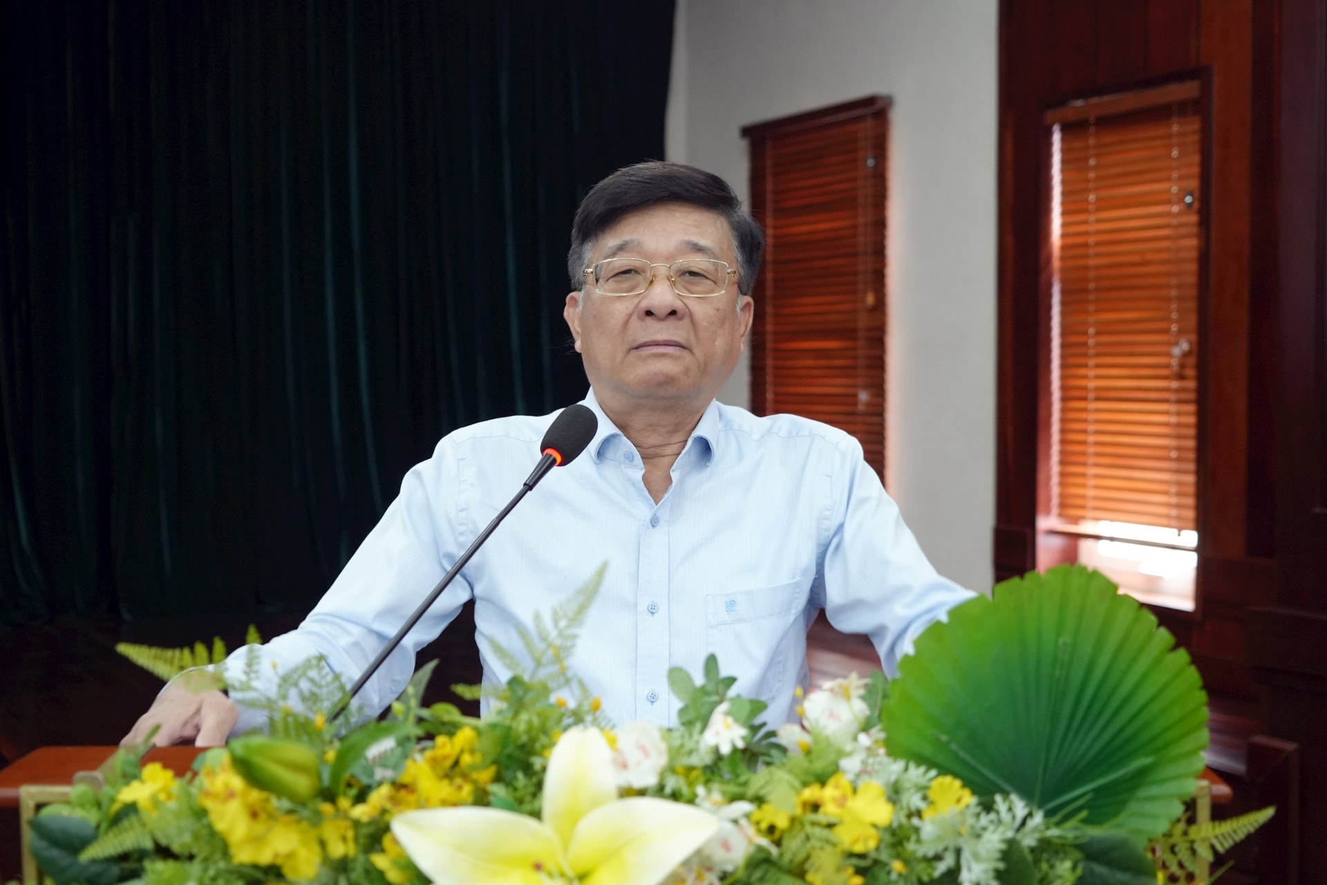 Phó Chủ tịch kiêm Tổng Thư ký Hiệp hội Ngân hàng Việt Nam Nguyễn Quốc Hùng phát biểu mở đầu cuộc họp