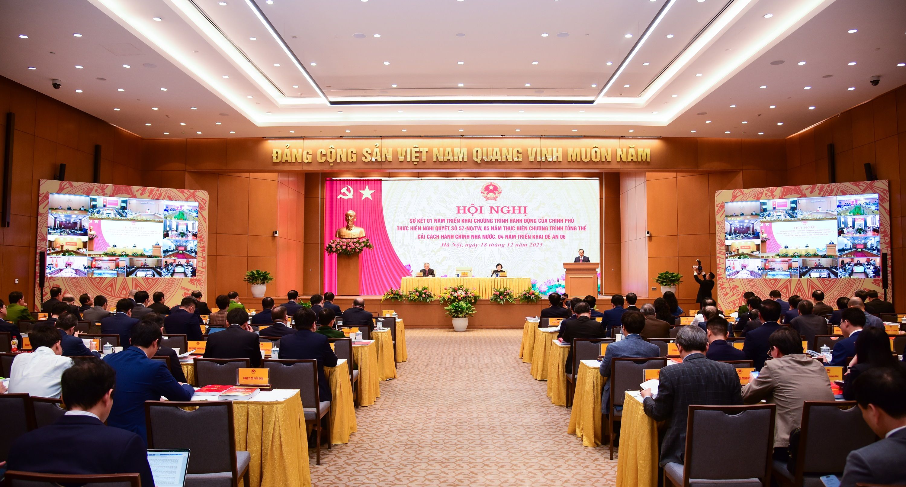 Toàn cảnh Hội nghị