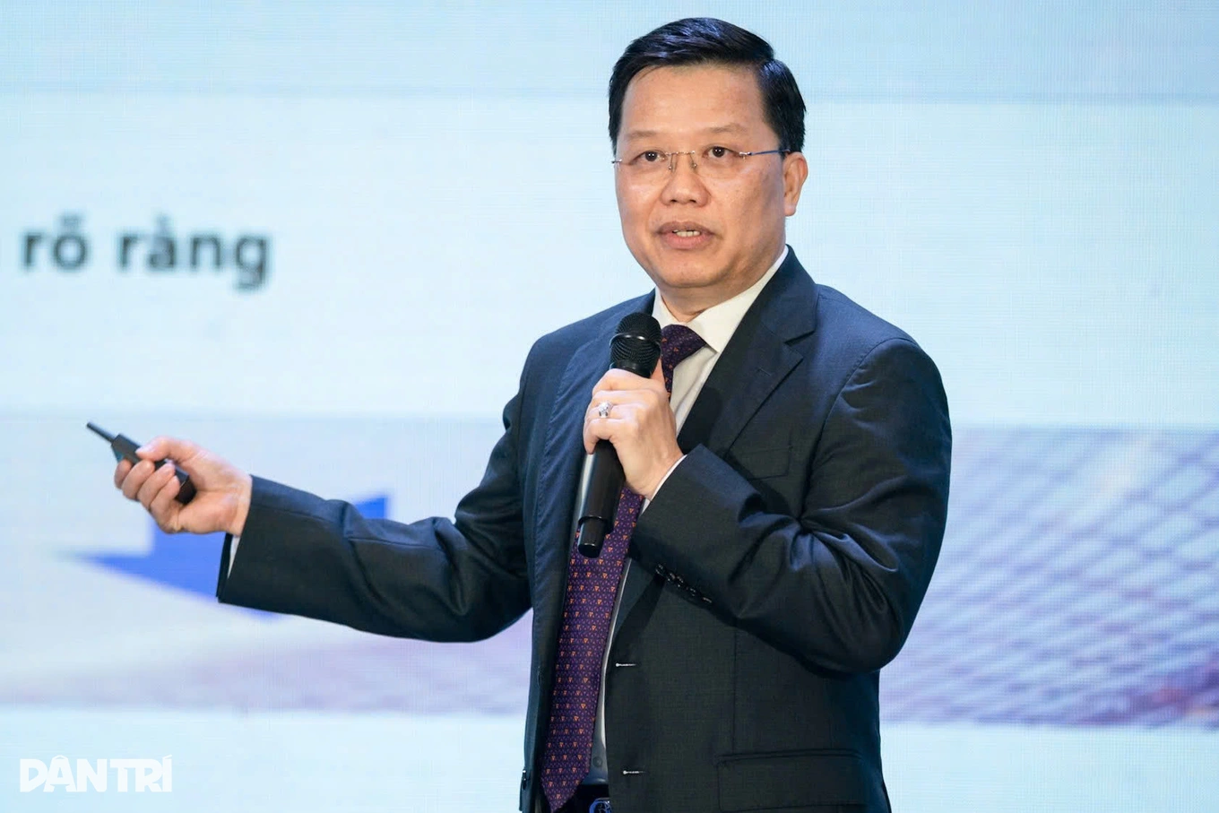 Ông Hưng nhấn mạnh số hóa giúp ngân hàng giảm chi phí và thúc đẩy ESG thực chất (Ảnh: Thành Đông).