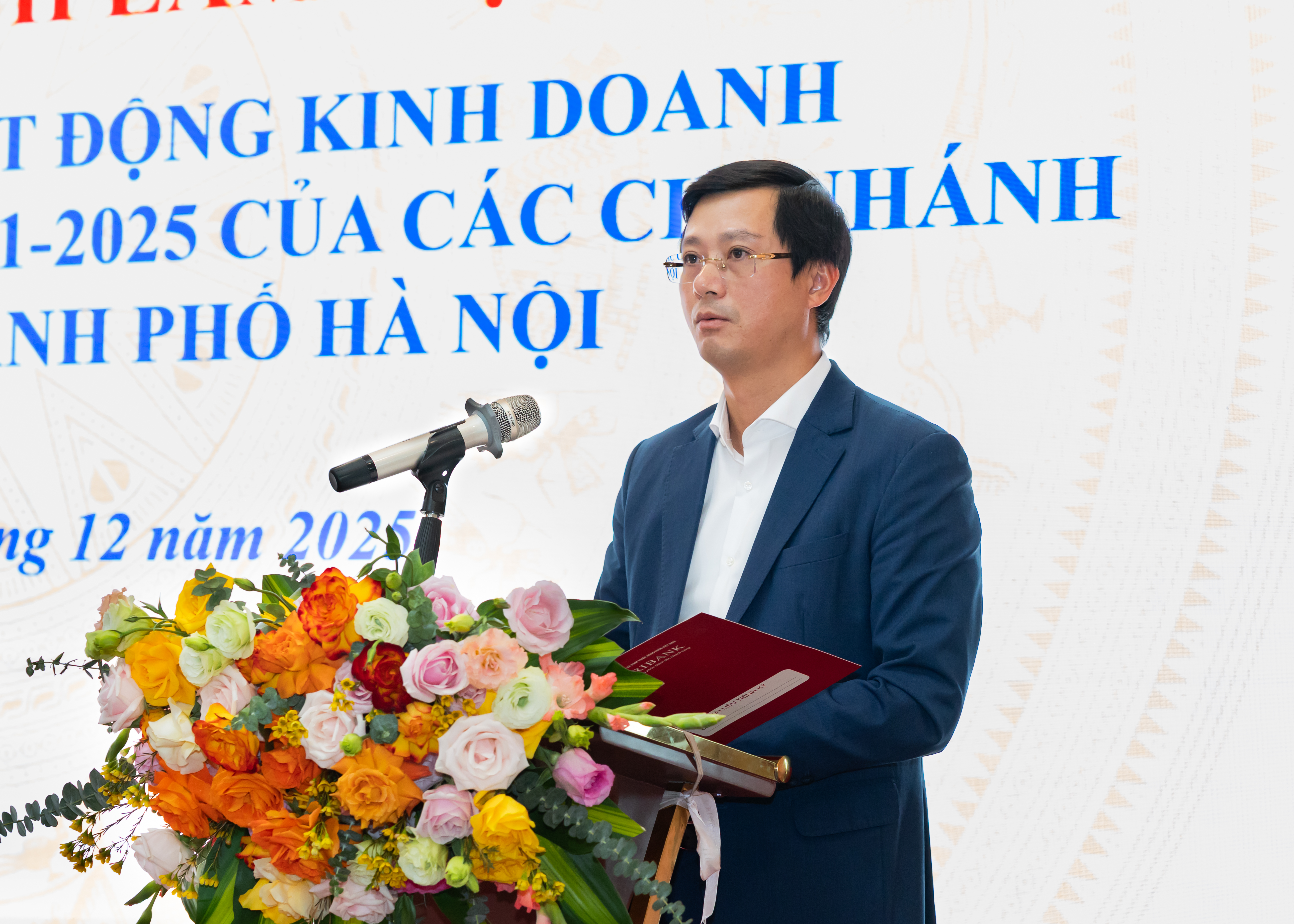 Phó Tổng Giám đốc Agribank Đỗ Đức Thành thông tin về định hướng tái cơ cấu mạng lưới
