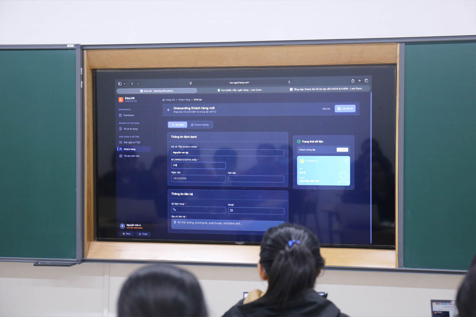 Viện FTMI triển khai giải pháp Mô hình Ngân hàng Thực hành đạt giải “Ảnh hưởng Giáo dục Đào tạo của Năm” đến Sinh viên Trường Kinh Tế