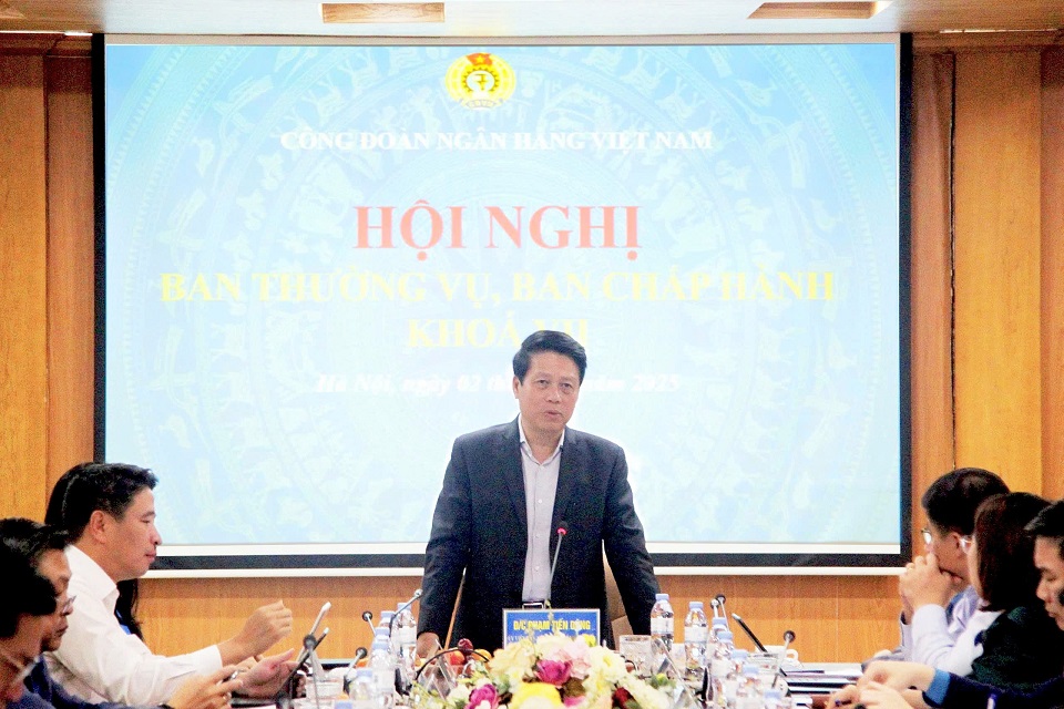 Phó Thống đốc NHNN Phạm Tiến Dũng phát biểu chỉ đạo tại Hội nghị