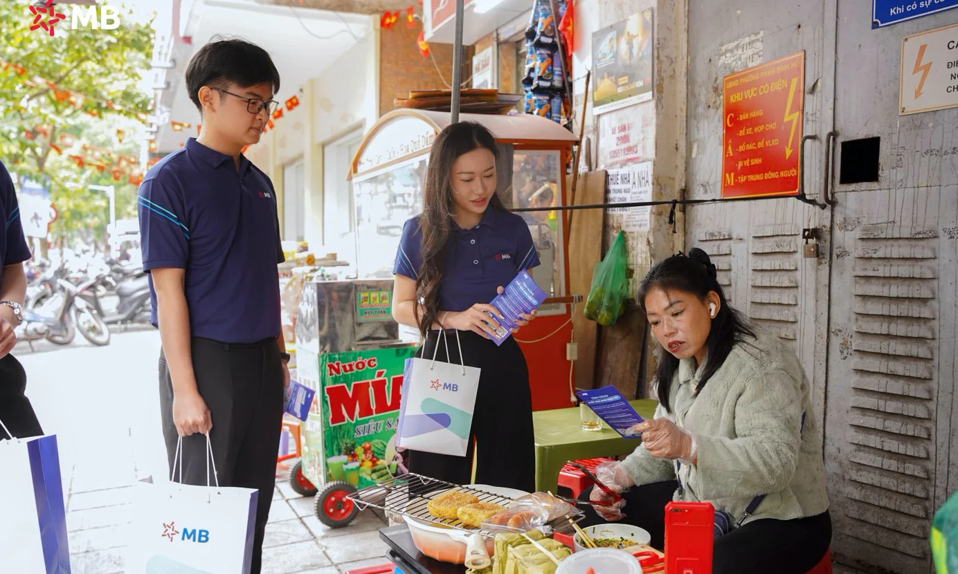 MB phục vụ đa dạng nhóm khách hàng khác nhau, thể hiện rõ tầm nhìn của ngân hàng nhóm "Big5".