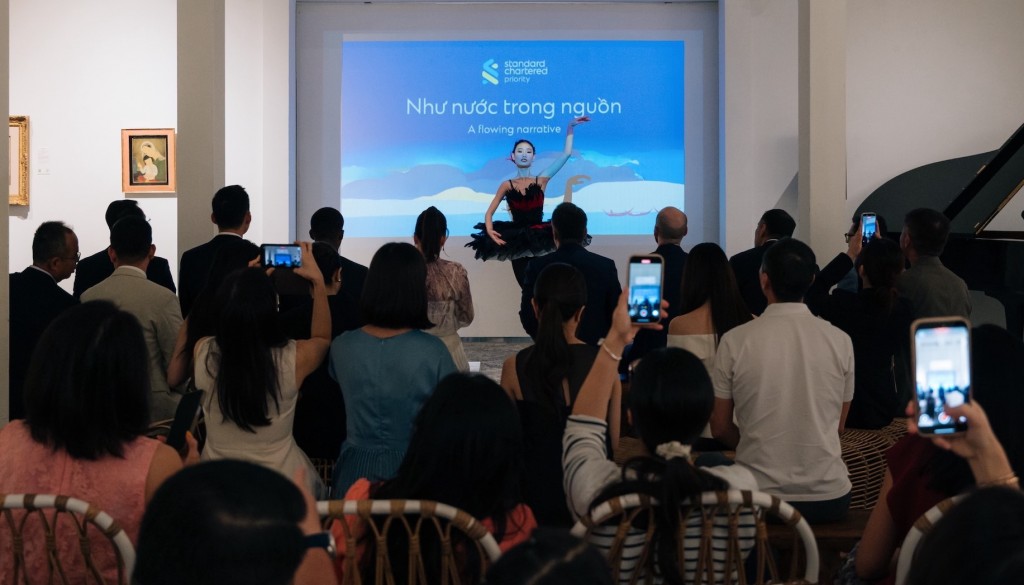 Triển lãm nghệ thuật độc quyền “Như nước trong nguồn – A Flowing Narrative” tại TPHCM