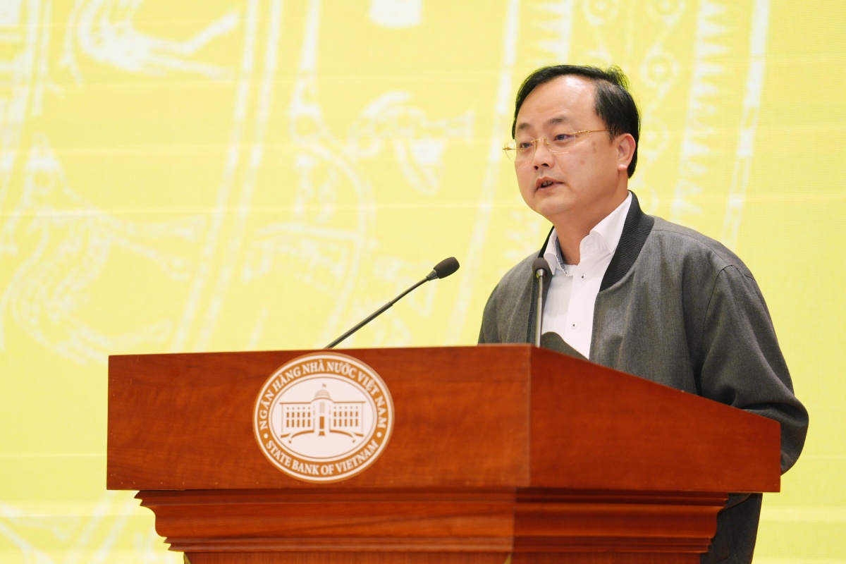 Chủ tịch Hội đồng quản trị Agribank Tô Huy Vũ đề nghị Chính phủ quan tâm tăng vốn điều lệ cho các ngân hàng thương mại nhà nước, trong đó có Agribank, nhằm nâng cao năng lực cung ứng tín dụng cho nền kinh tế.