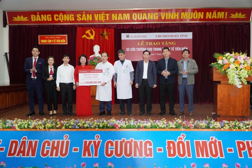 xe cứu thương