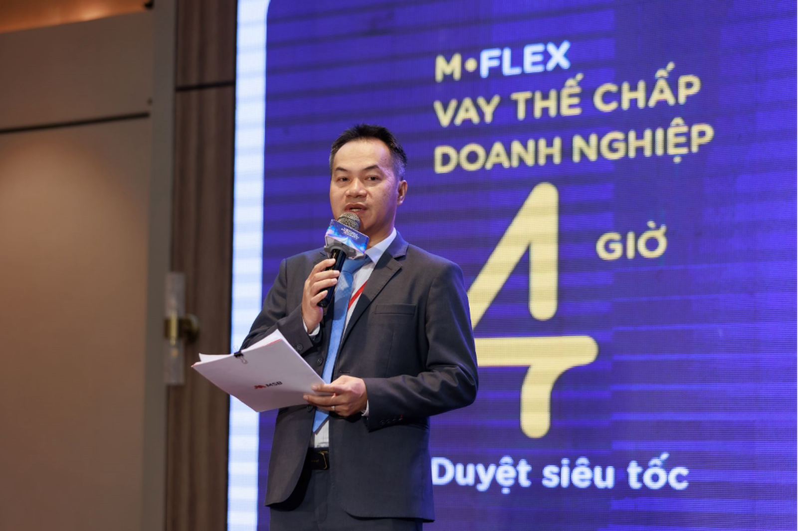 Đại diện MSB chia sẻ về M-Flex tại Vietnam Innovation Summit 2025