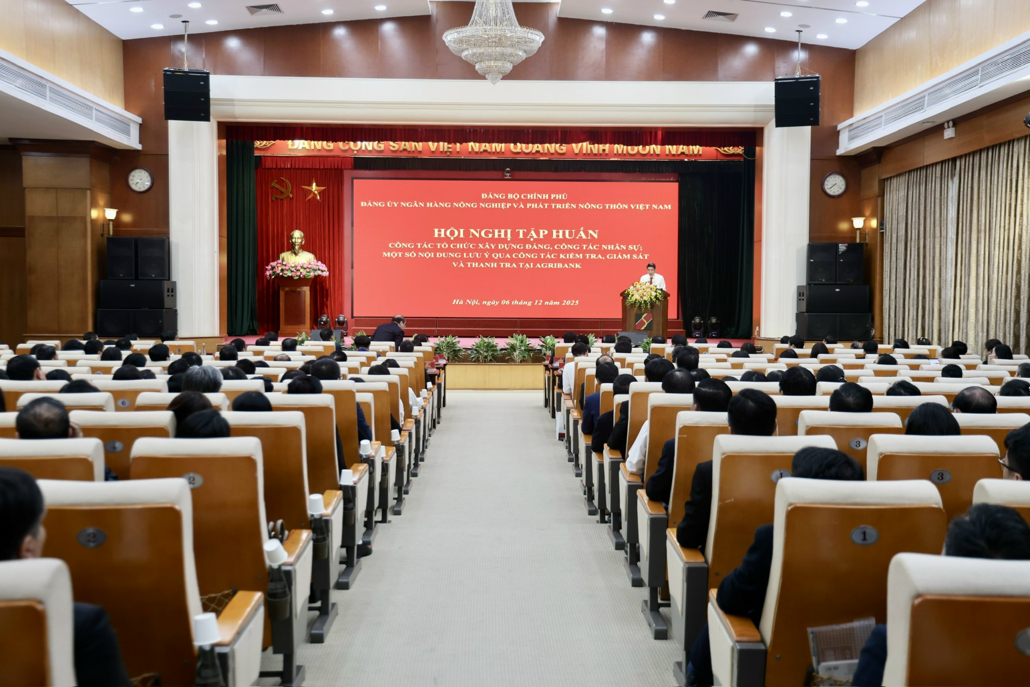 Đảng uỷ Agribank tổ chức Hội nghị tập huấn công tác xây dựng Đảng, công tác nhân sự và công tác kiểm tra, giám sát toàn hệ thống