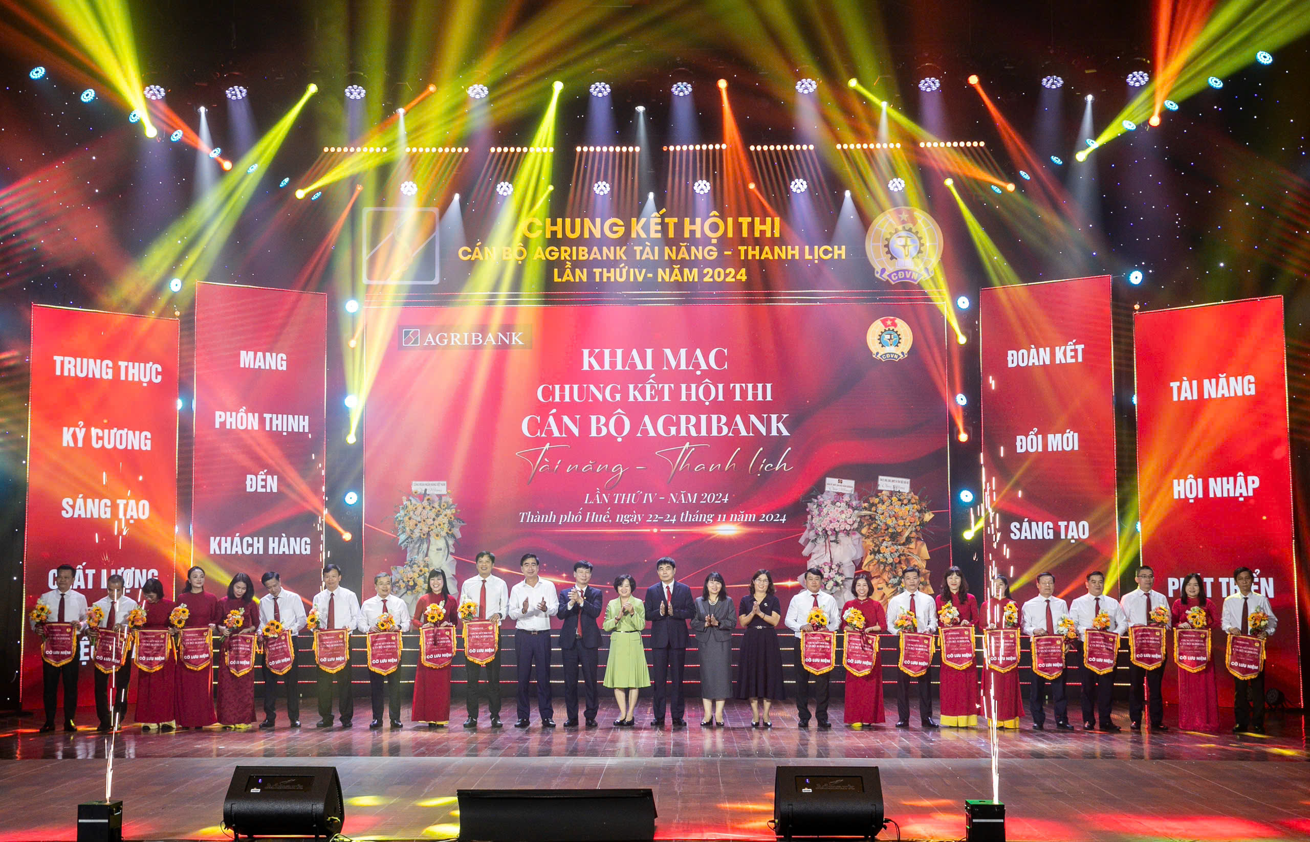 Công đoàn Agribank tổ chức thành công Hội thi cán bộ Agribank tài năng - thanh lịch lần thứ IV năm 2024