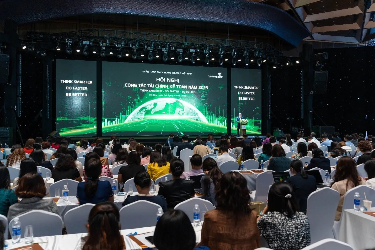 Toàn cảnh Hội nghị