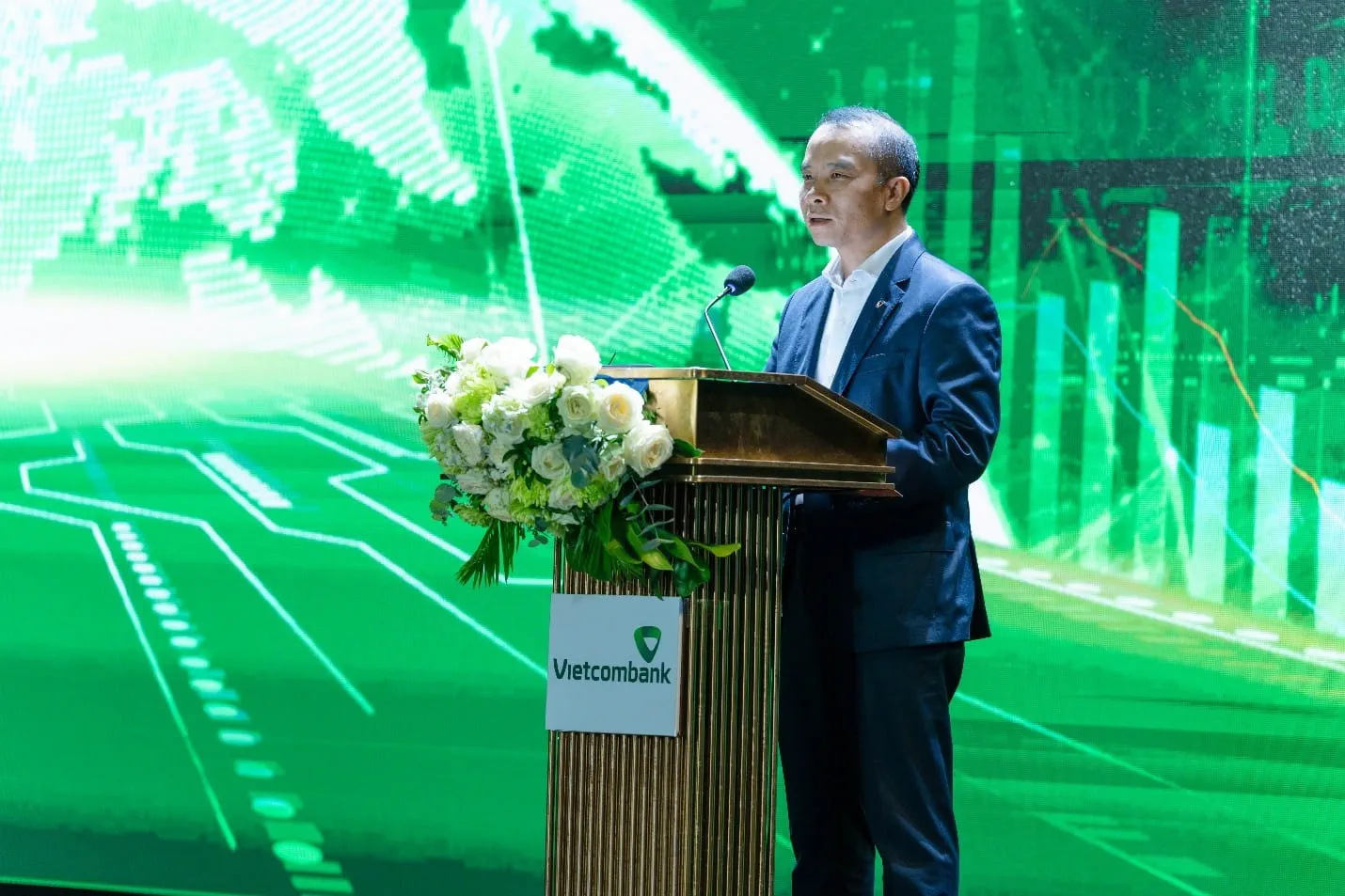 Ông Đỗ Việt Hùng - Thành viên HĐQT phát biểu chỉ đạo tại Hội nghị