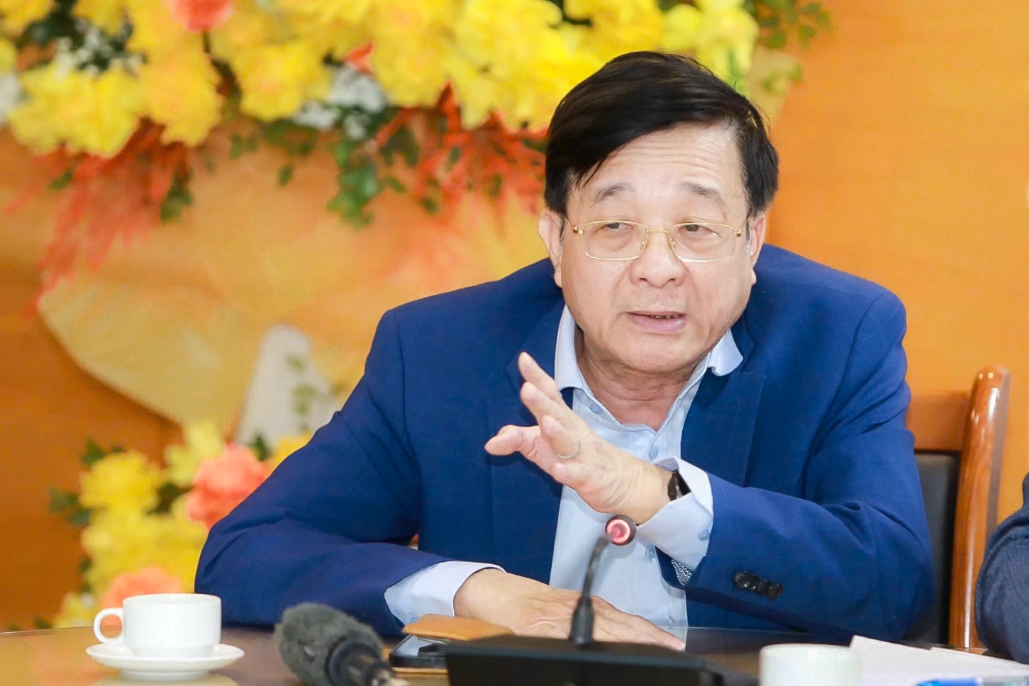 Phó chủ tịch kiêm Tổng thư ký Hiệp hội Ngân hàng Việt Nam Nguyễn Quốc Hùng nêu quan điểm tại buổi tọa đàm do Báo Nông thôn Ngày nay/Dân Việt tổ chức