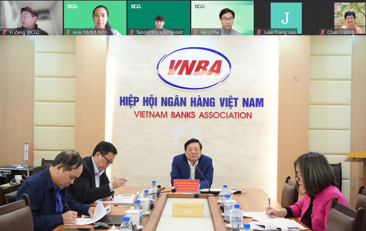 Quang cảnh cuộc họp