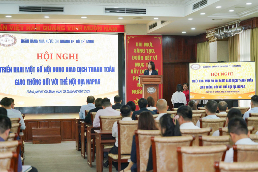 Bà Nguyễn Phương Huyền – Q.Giám đốc Khối Khách hàng Cá nhân – Sacombank