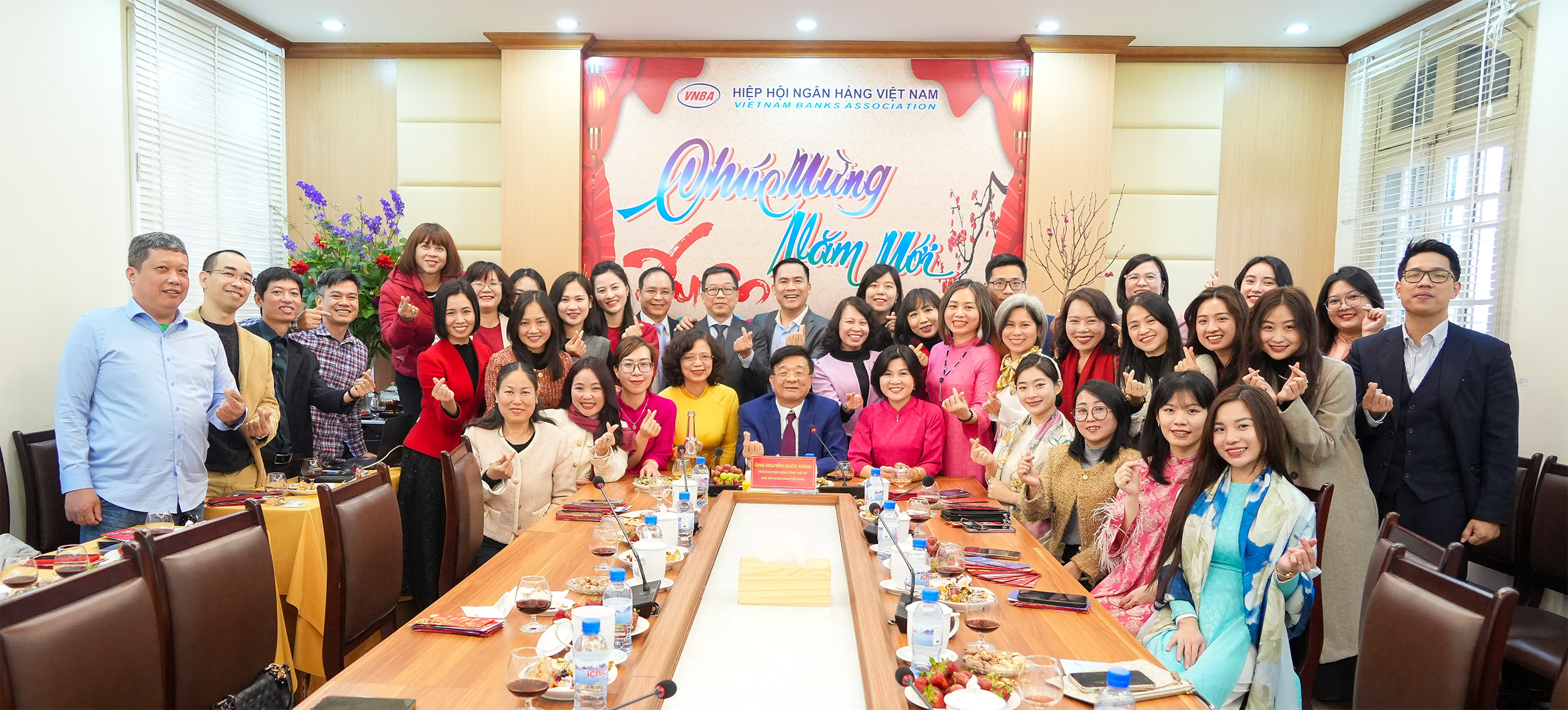 Phó Chủ tịch kiêm Tổng Thư ký Nguyễn Quốc Hùng gặp mặt, chúc Tết cán bộ, nhân viên dịp đầu xuân Ất Tỵ 2025