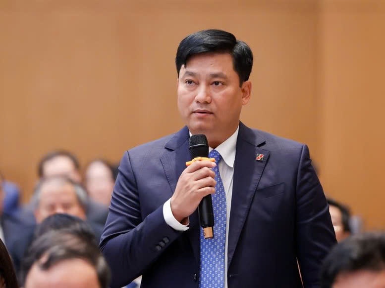 Tổng giám đốc Agribank Phạm Toàn Vượng cho biết ngân hàng cam kết giữ nguyên mặt bằng lãi suất từ 2024 và tiếp tục giảm lãi suất cho vay