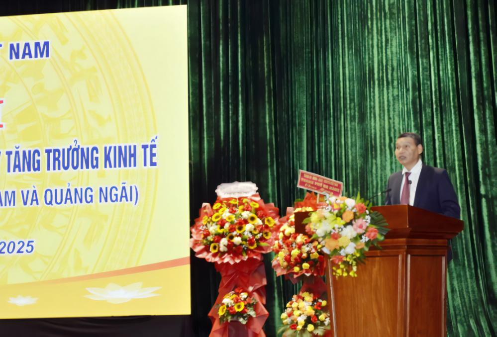 Ông Hồ Kỳ Minh, Phó Chủ tịch UBND TP. Đà Nẵng phát biểu tại hội nghị