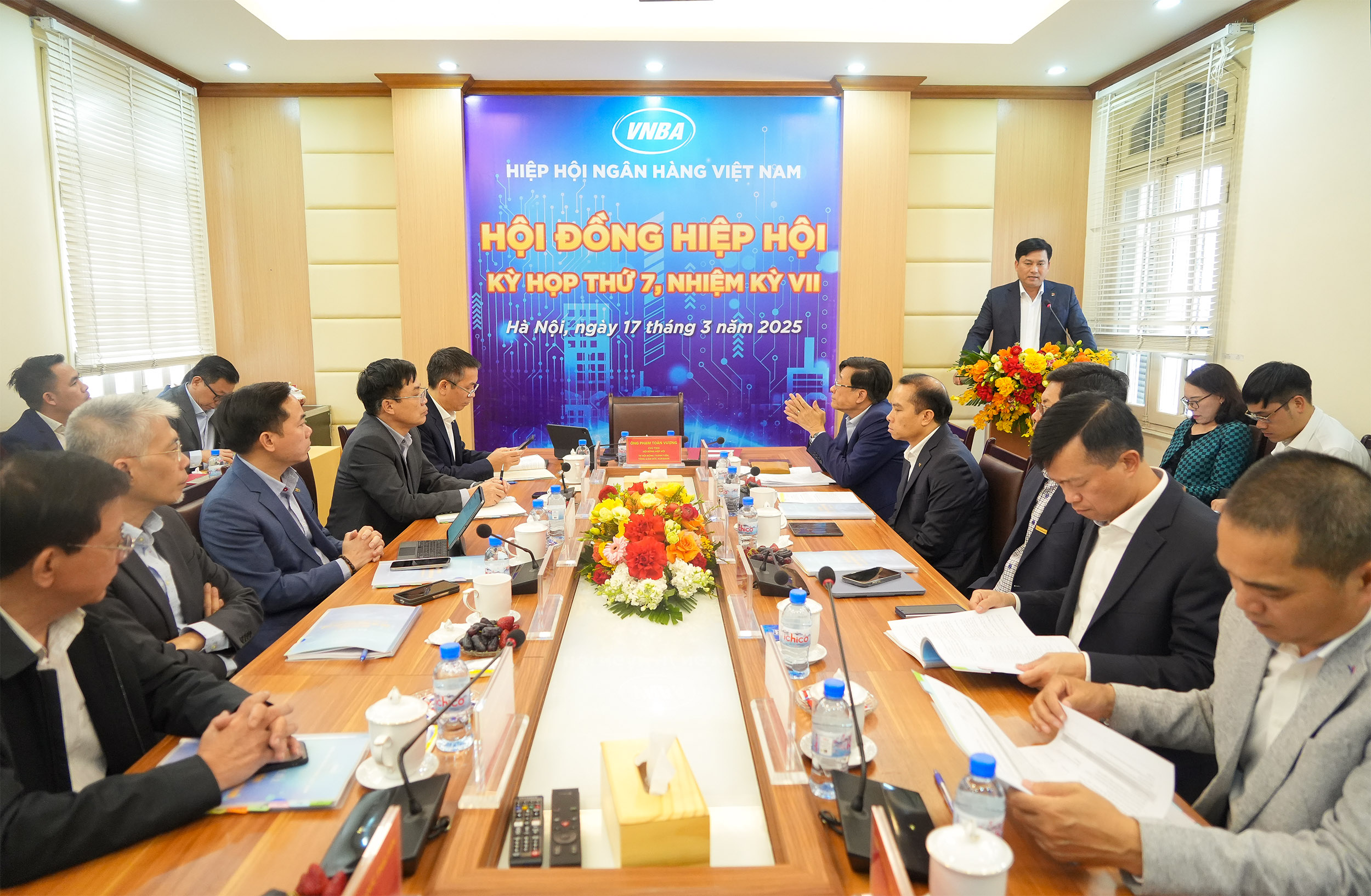 Toàn cảnh kỳ họp