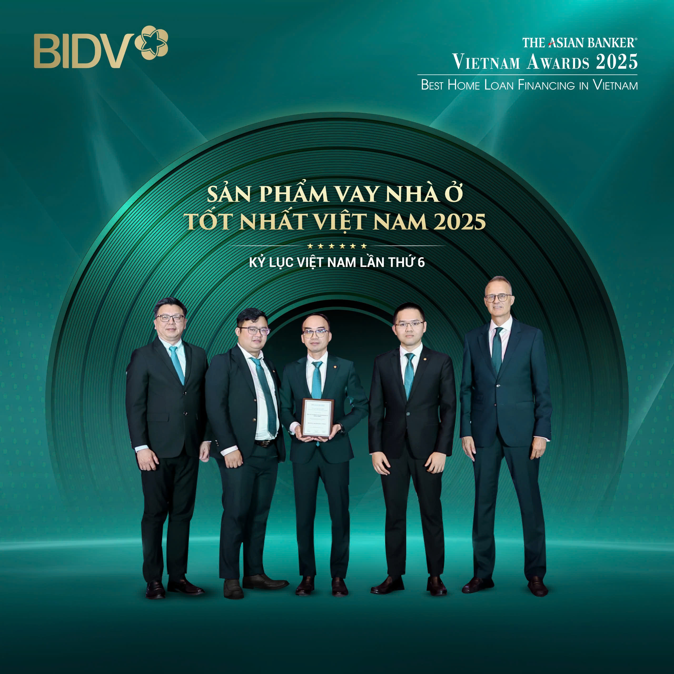 Khẳng định vị thế dẫn đầu, BIDV nhận trọn bộ giải thưởng danh giá từ The Asian Banker