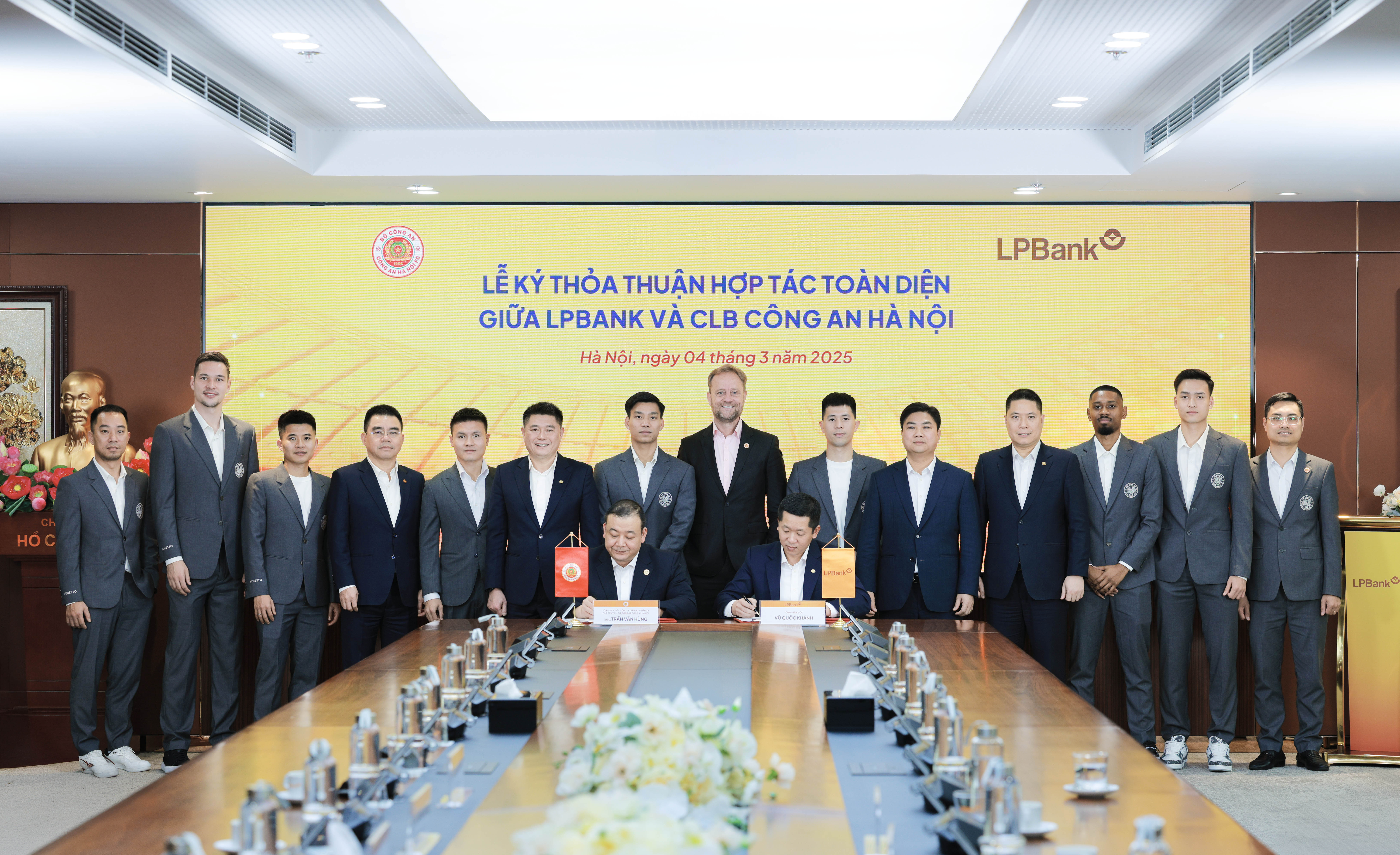 LPBank và CLB Công an Hà Nội ký kết hợp tác toàn diện