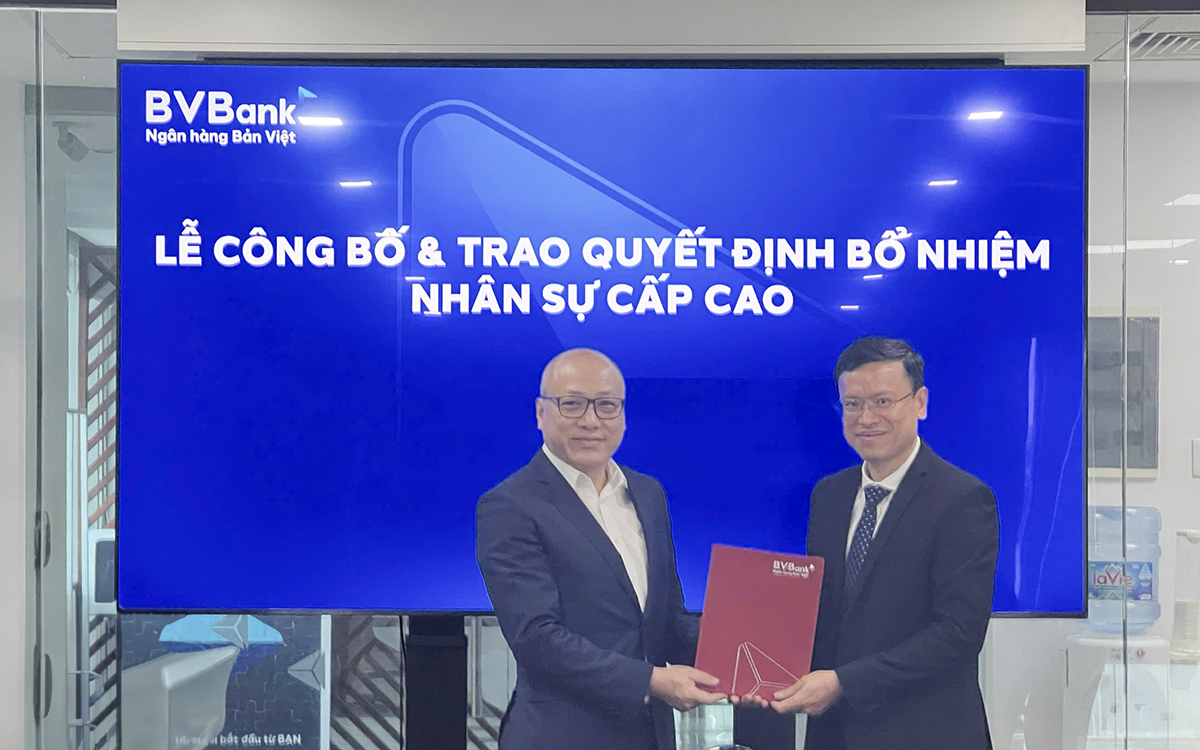 Phó Giám đốc