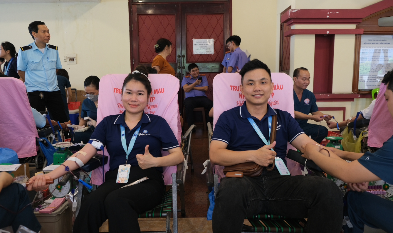 Nhân viên Shinhan Finance tham gia hiến máu Giọt máu đào vì đồng bào tại TP.HCM