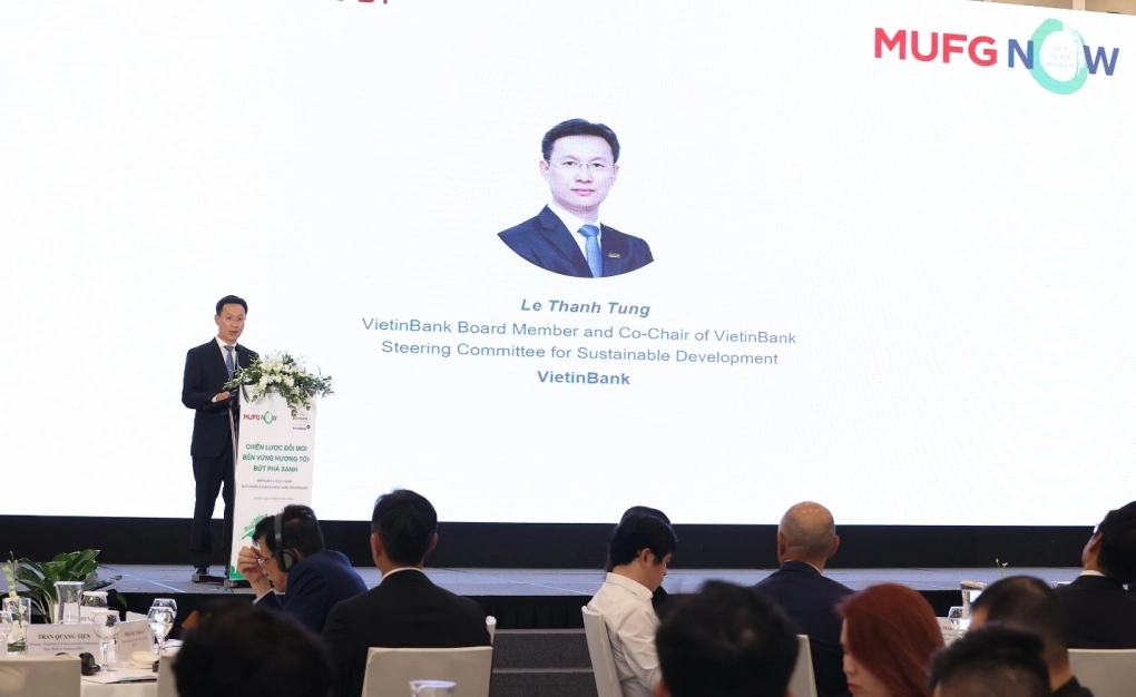 Ông Lê Thanh Tùng - Thành viên Hội đồng Quản trị VietinBank chia sẻ về hoạt động ESG của ngân hàng. Ảnh: VietinBank