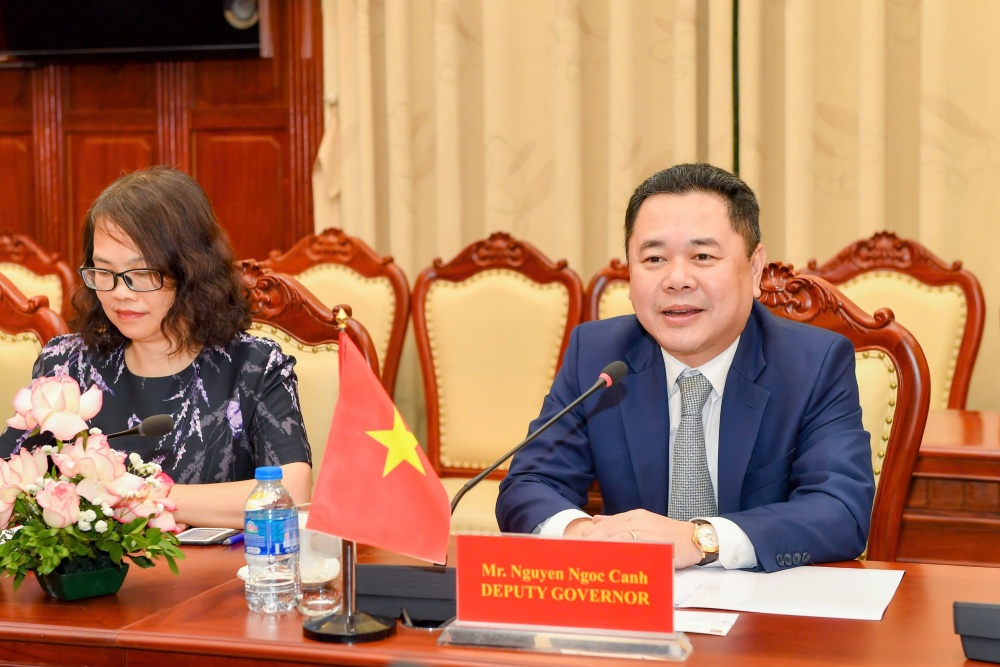 Phó Thống đốc Nguyễn Ngọc Cảnh phát biểu tại buổi tiếp