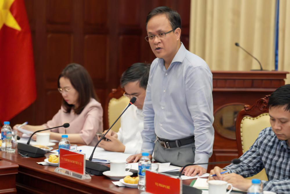 Ông Phạm Chí Quang, Vụ trưởng Vụ Chính sách tiền tệ phát biểu