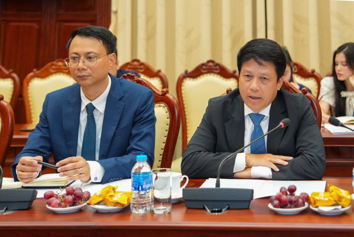 Phó Thống đốc NHNN Phạm Tiến Dũng tại buổi làm việc