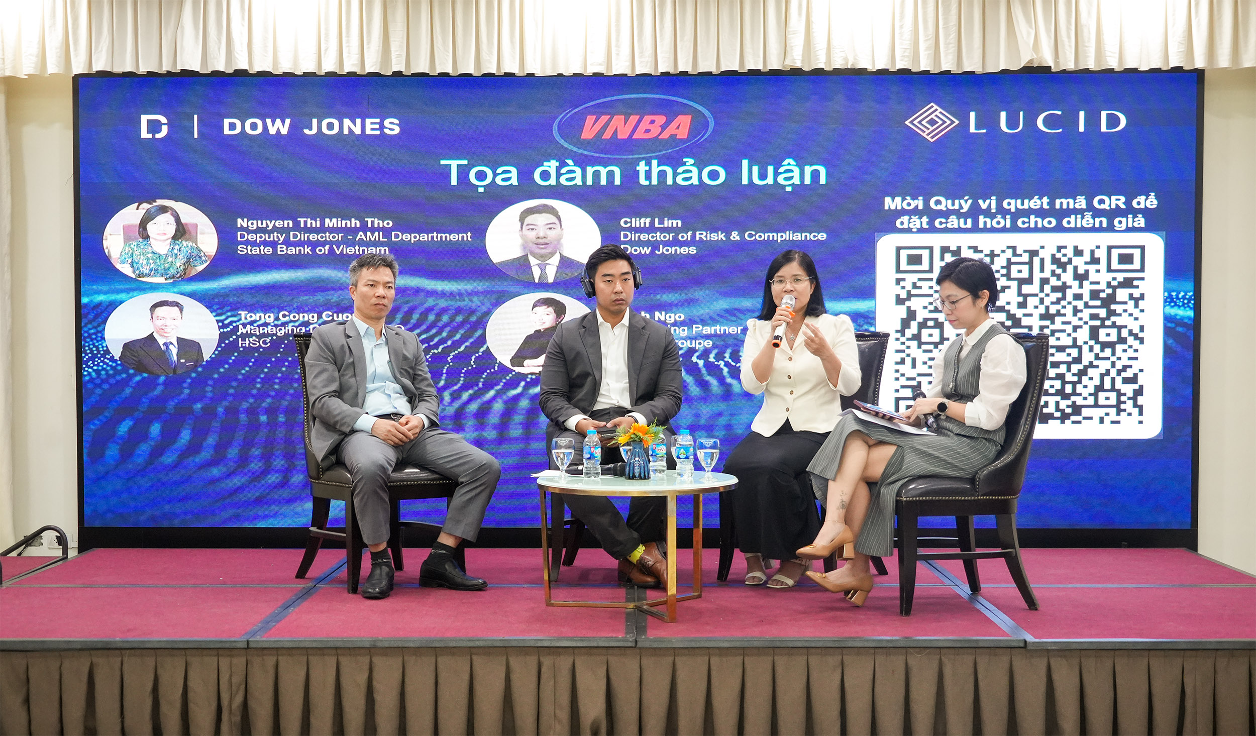 Quang cảnh tọa đàm