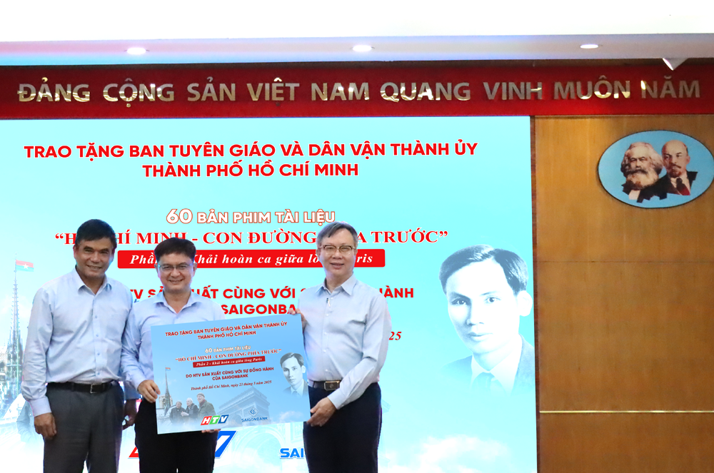 Hồ Chí Minh
