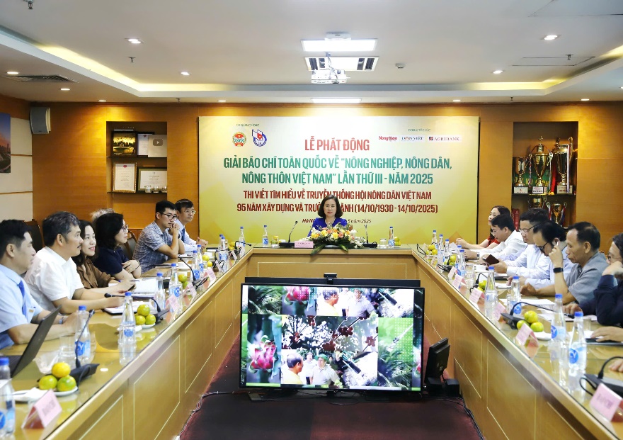 giải báo chí